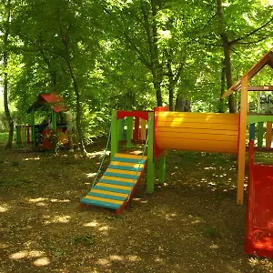 https://alen-mak-7.goldensandshotels.net
